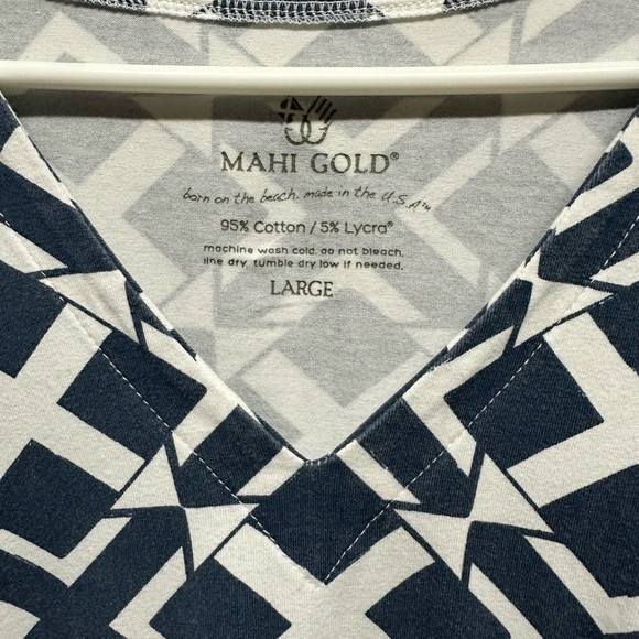 Mahi Gold Dress - Picture 3 of 3